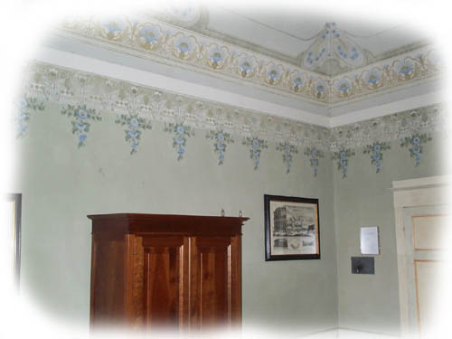 Das Zimmer, mit Gewölbedecke und Fresko